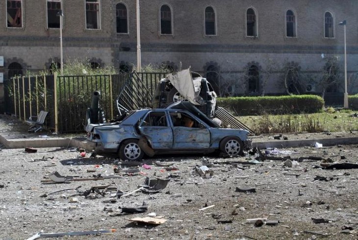 Yémen: 52 morts dans une attaque spectaculaire contre le ministère de la Défense - ảnh 1